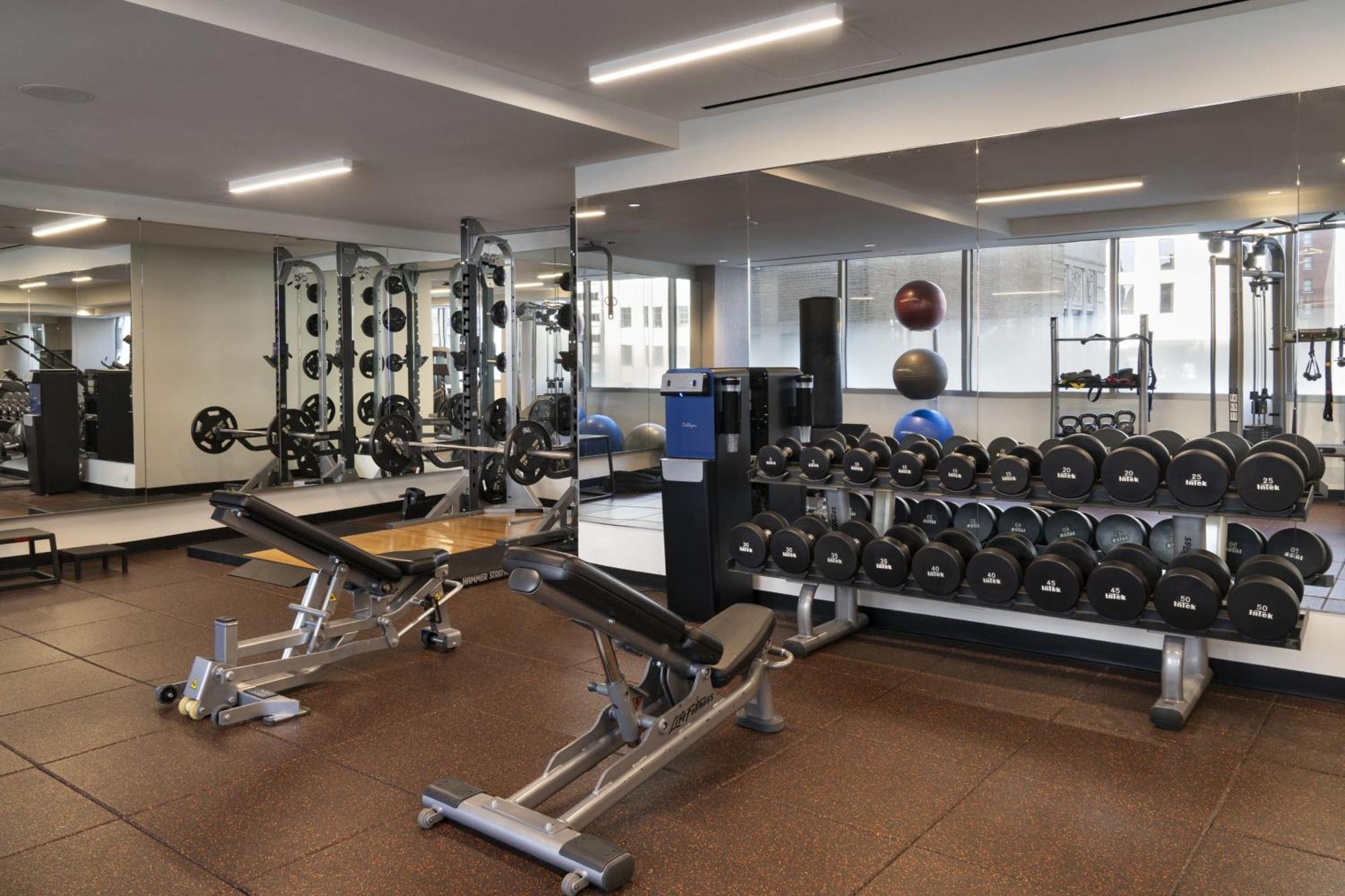 Residence Inn By Marriott Chicago Downtown Magnificent Mile מראה חיצוני תמונה