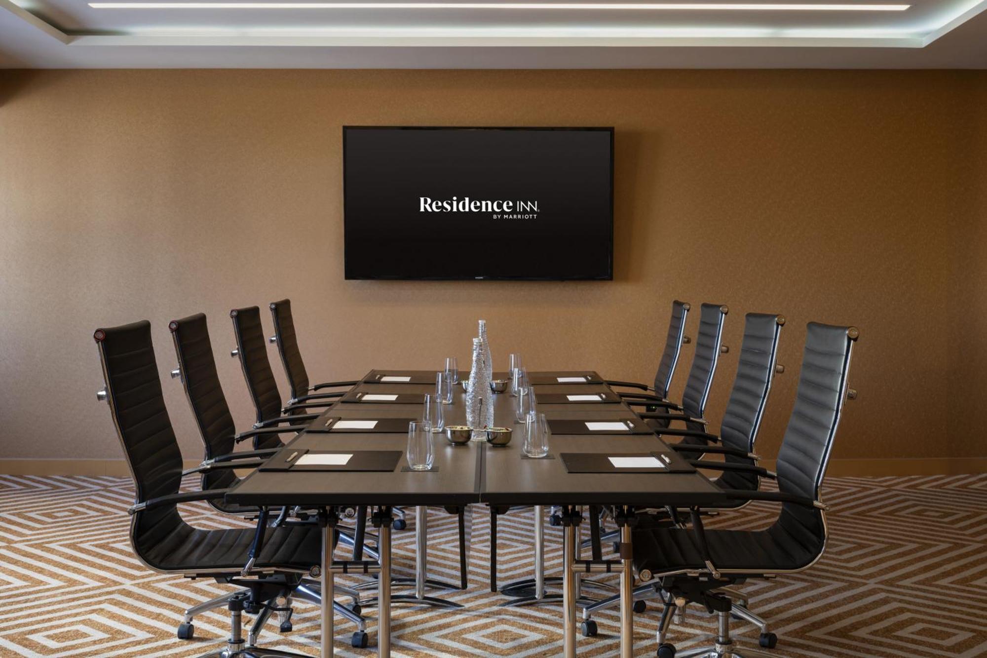 Residence Inn By Marriott Chicago Downtown Magnificent Mile מראה חיצוני תמונה