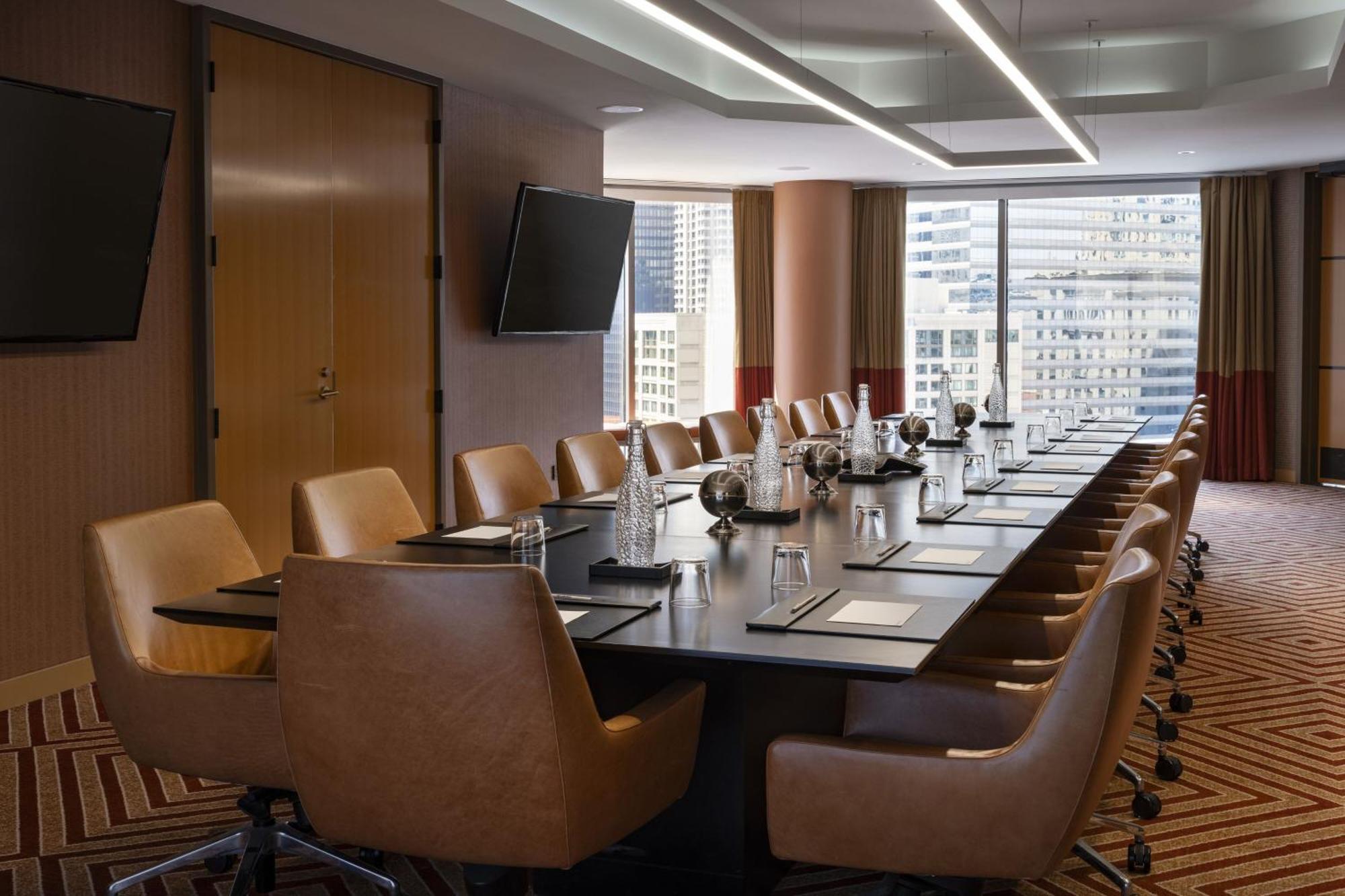 Residence Inn By Marriott Chicago Downtown Magnificent Mile מראה חיצוני תמונה