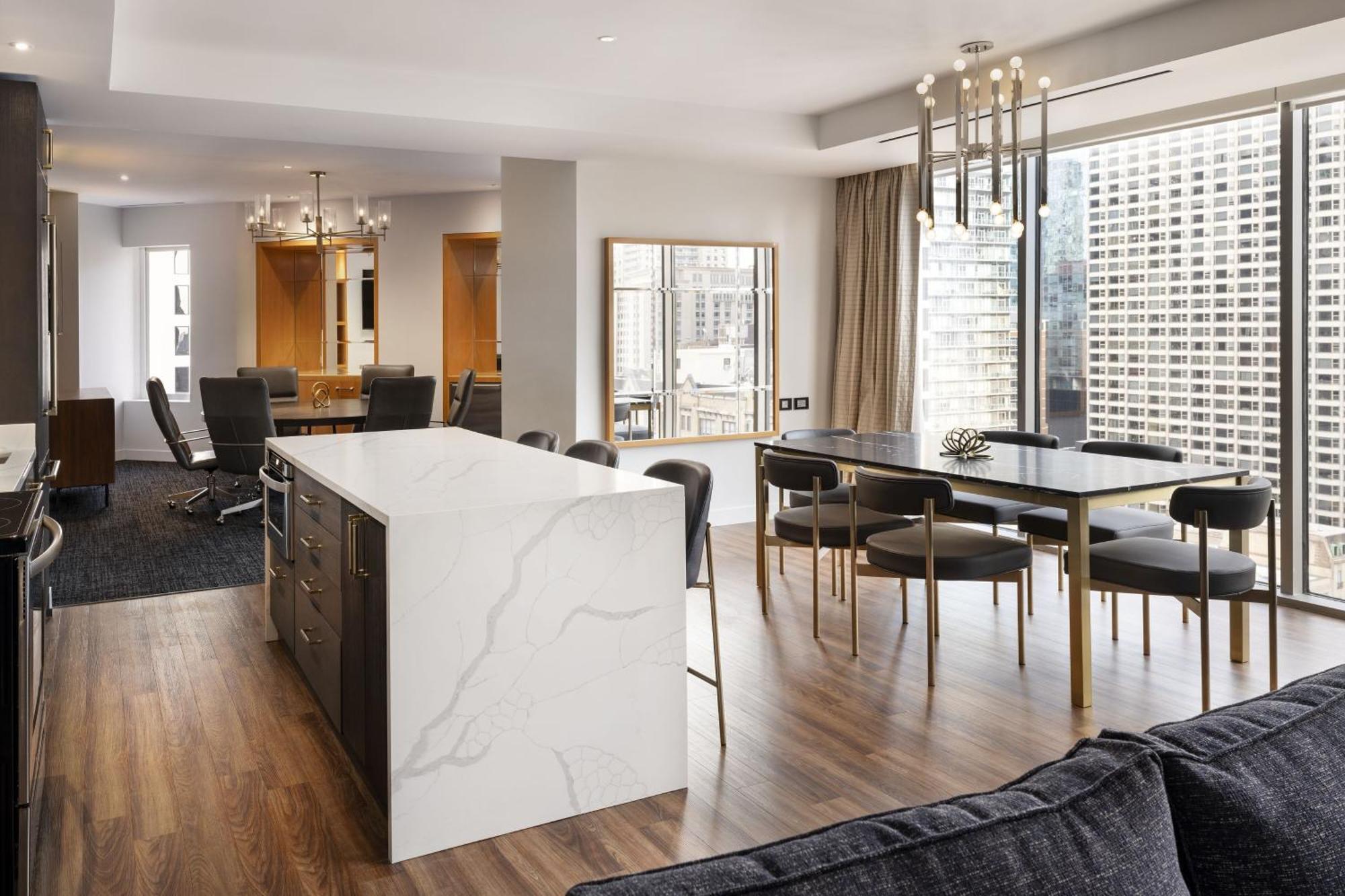 Residence Inn By Marriott Chicago Downtown Magnificent Mile מראה חיצוני תמונה