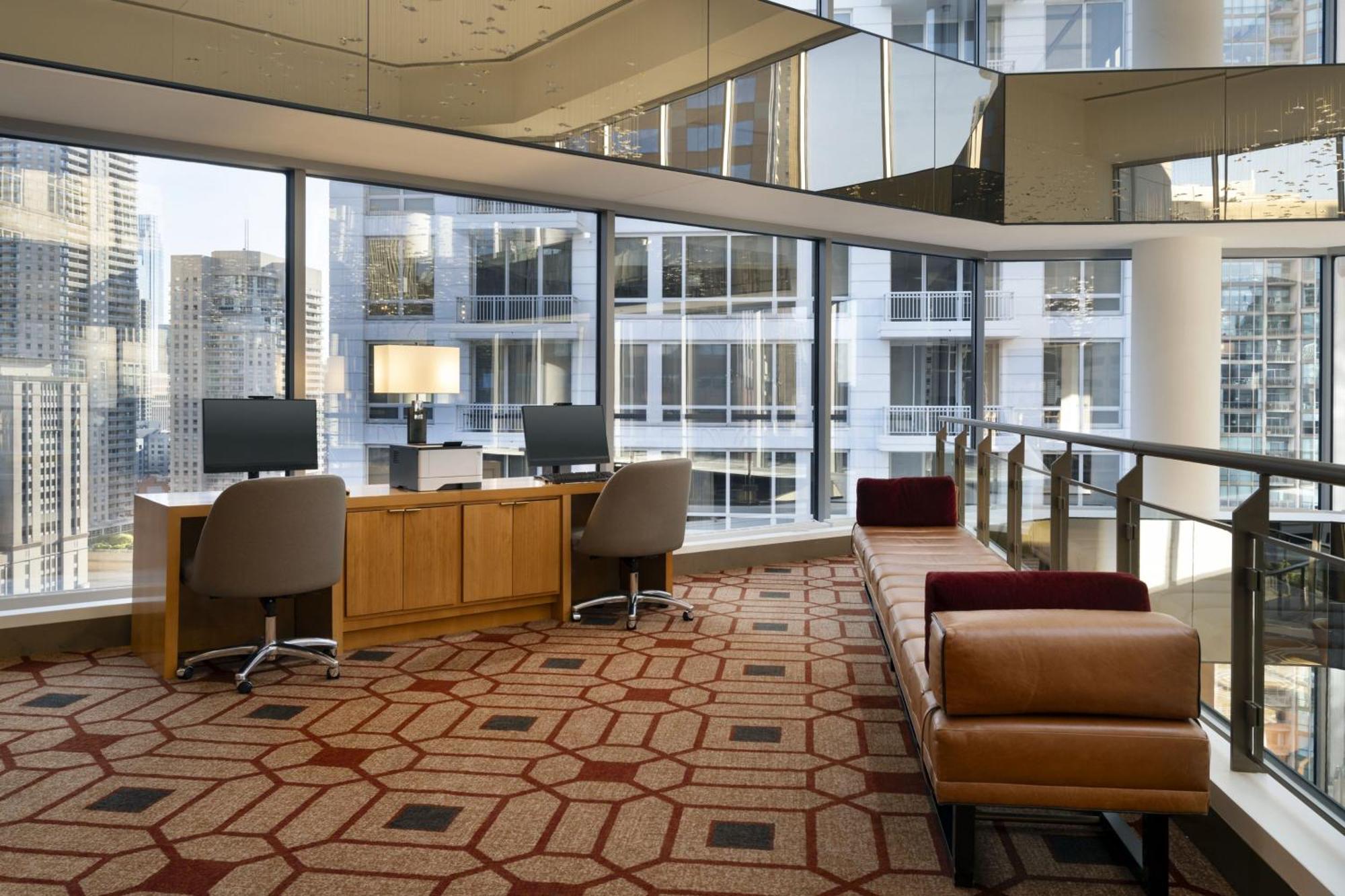 Residence Inn By Marriott Chicago Downtown Magnificent Mile מראה חיצוני תמונה