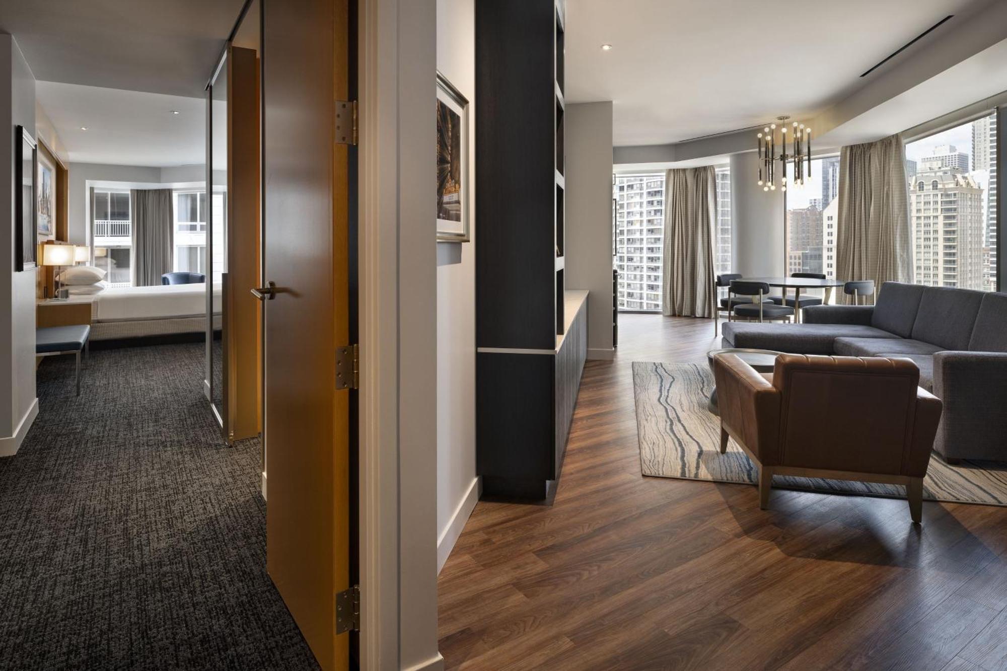 Residence Inn By Marriott Chicago Downtown Magnificent Mile מראה חיצוני תמונה